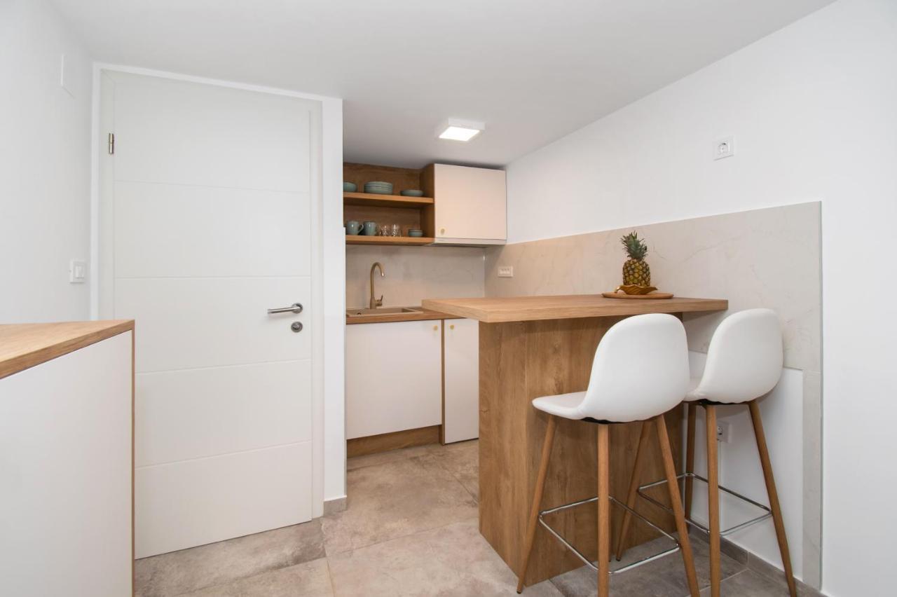 Apartmani Monika 자보리치 외부 사진