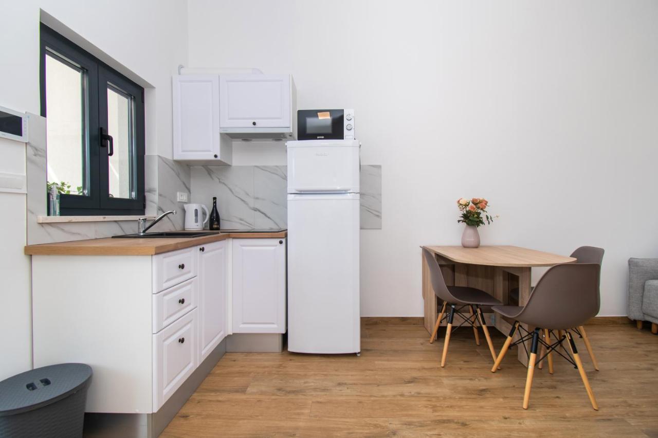 Apartmani Monika 자보리치 외부 사진