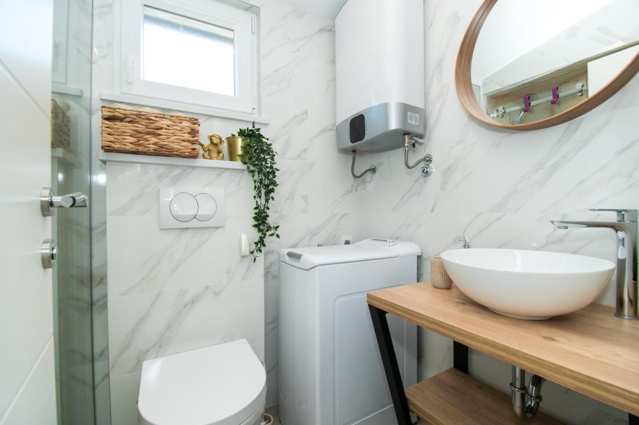 Apartmani Monika 자보리치 외부 사진