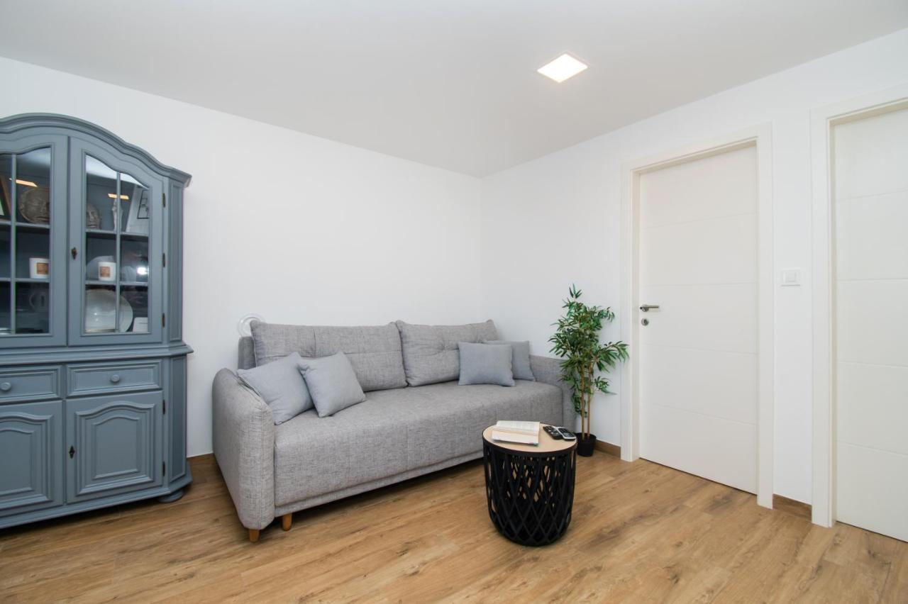 Apartmani Monika 자보리치 외부 사진