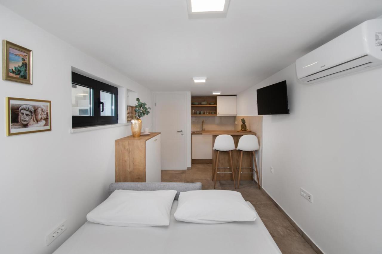 Apartmani Monika 자보리치 외부 사진