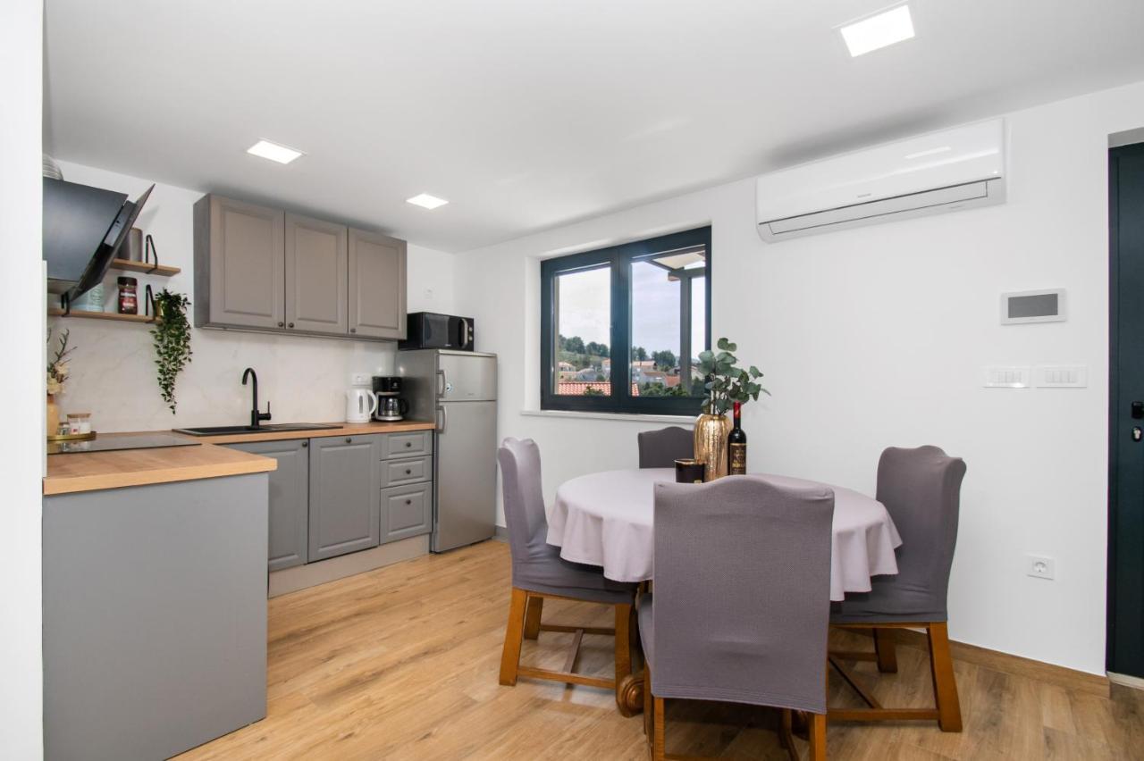 Apartmani Monika 자보리치 외부 사진