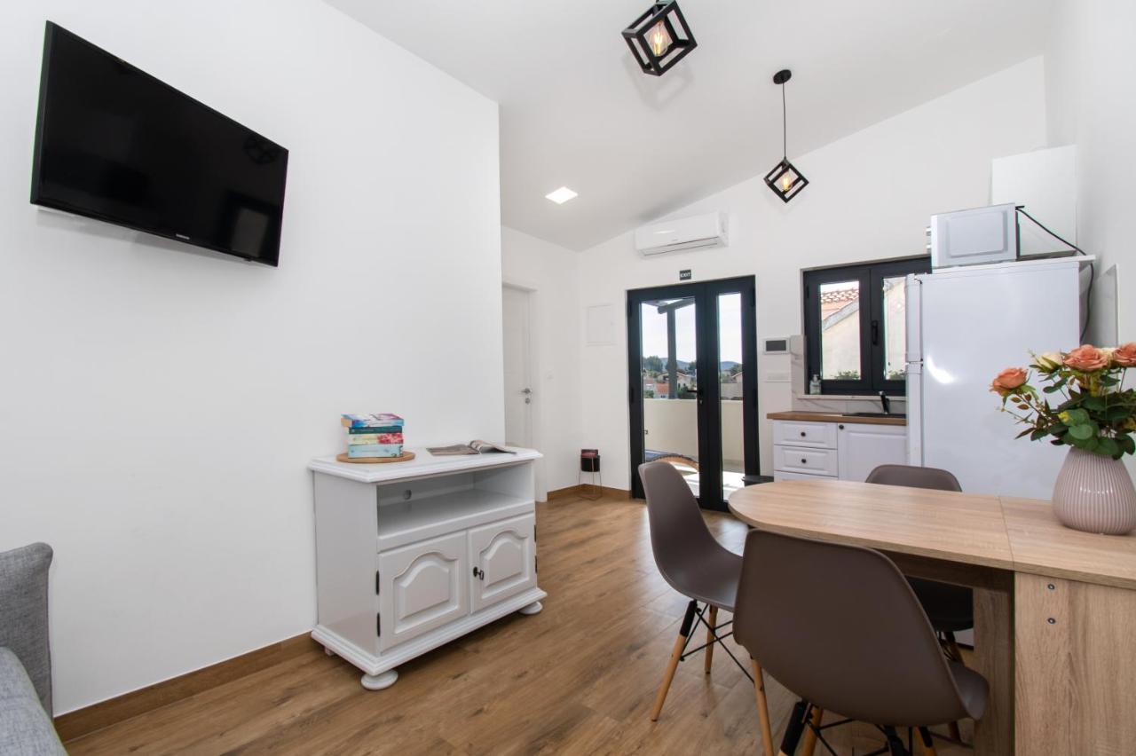 Apartmani Monika 자보리치 외부 사진