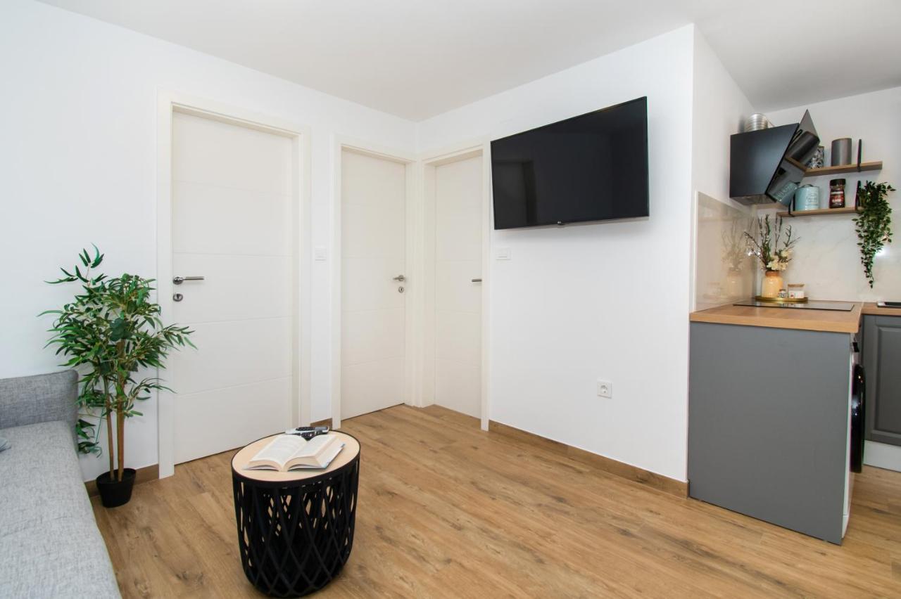 Apartmani Monika 자보리치 외부 사진